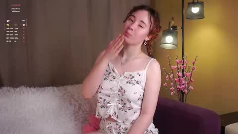 Lina online show from March 22, 2026, 11:13 am