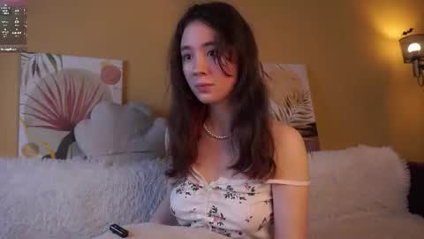 Lina online show from June 16, 2026, 3:14 pm