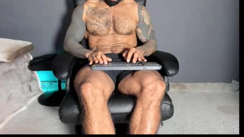 Snapshot of brockhurn_ chatting on October 14, 2025, 10:43 pm brockhurn_ online show from October 14, 2025, 10:43 pm