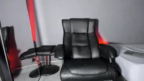 brockhurn_ online show from December 13, 2025, 11:10 pm