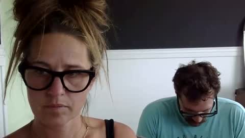 Snapshot of brokecash chatting on May 20, 2026, 11:00 pm brokecasn online show from May 20, 2026, 11:00 pm