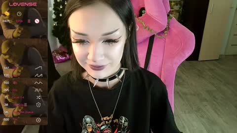 Martha online show from December 6, 2024, 9:10 am