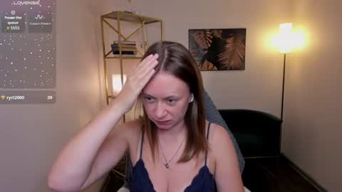 Lady Brooke online show from July 17, 2026, 8:57 pm