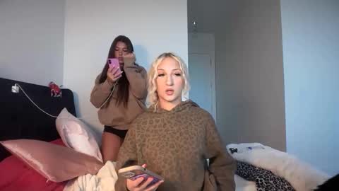 brookepatterson online show from November 19, 2025, 9:59 pm