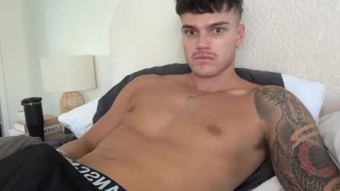 Snapshot of brooklyntay chatting on February 20, 2026, 4:09 am BrooklynTay online show from February 20, 2026, 4:09 am