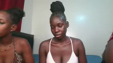 Snapshot of brown_sugar4 chatting on May 13, 2026, 5:32 pm brown_sugar4 online show from May 13, 2026, 5:32 pm