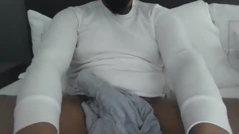 brownbd32 online show from January 23, 2025, 9:18 pm