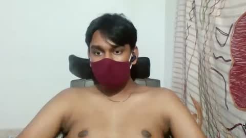 brownguy2505 online show from December 28, 2024, 8:04 pm