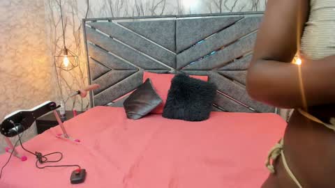 Sara  online show from December 10, 2024, 8:38 pm