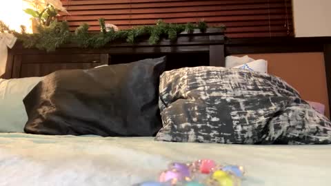 EtherealLilac online show from February 2, 2025, 4:15 am