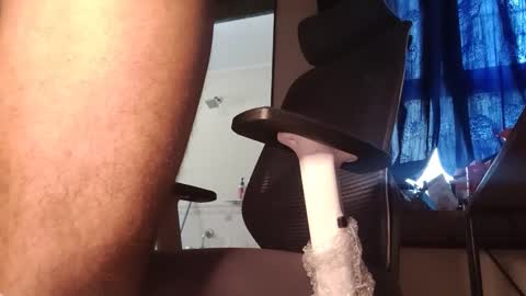 brownuncut3019 online show from December 31, 2024, 5:44 am