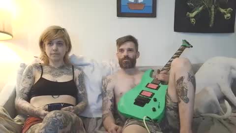 Canadiantryoncouple online show from February 5, 2026, 12:59 am