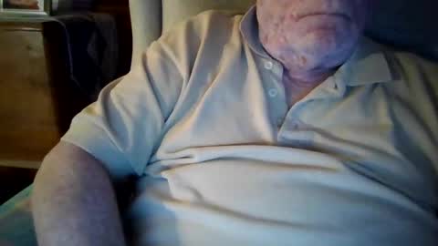Snapshot of brubar chatting on October 20, 2025, 12:00 am brubar online show from October 20, 2025, 12:00 am