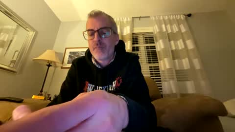 Snapshot of bruce_918 chatting on February 12, 2025, 12:27 am Bruce online show from February 12, 2025, 12:27 am
