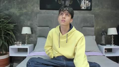 Bruce Hans online show from November 14, 2025, 12:04 pm