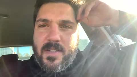 Snapshot of bruce_wayne34 chatting on January 12, 2025, 3:14 pm Bruce Wayne online show from January 12, 2025, 3:14 pm
