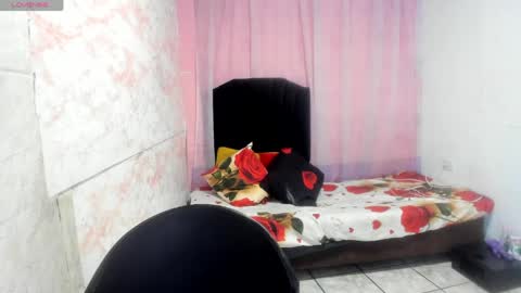 Snapshot of brunette_sasha chatting on June 5, 2026, 12:55 pm Sasha Brunette online show from June 5, 2026, 12:55 pm