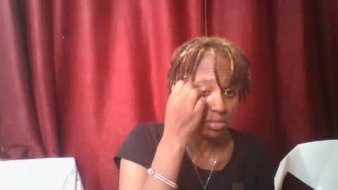 Snapshot of brunnette_blonde chatting on April 26, 2026, 8:39 pm everyday online show from April 26, 2026, 8:39 pm