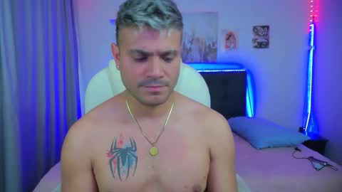 bruno_booss online show from January 11, 2026, 10:37 pm