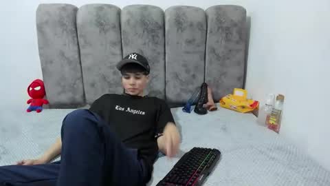 Bruno Cruz online show from May 13, 2026, 2:20 am