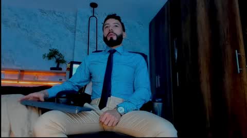 Andres Suarez online show from February 27, 2025, 4:43 pm