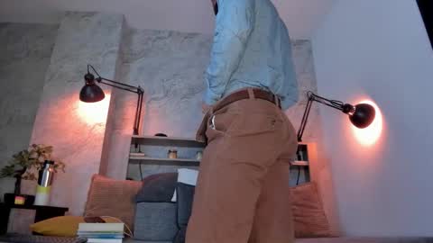 Andres Suarez online show from December 19, 2025, 12:06 am