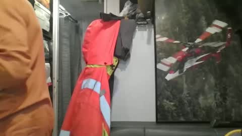 Steve... aka SkinnieDippin aka TimberTramp online show from January 6, 2026, 11:40 pm