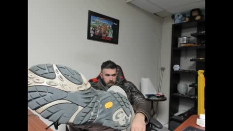 Snapshot of brutalmaster1983 chatting on February 19, 2025, 7:59 pm BRUTALMASTER1983 online show from February 19, 2025, 7:59 pm