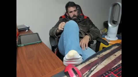 BRUTALMASTER1983 online show from November 11, 2025, 8:42 pm