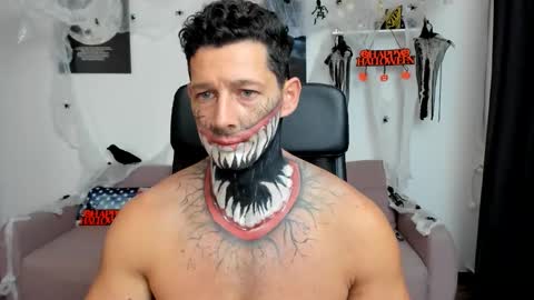 Brutus K online show from October 31, 2025, 8:43 pm