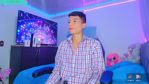 Snapshot of bryam_hot chatting on January 3, 2025, 12:54 am BRYAM INDEPENDENT MODEL online show from January 3, 2025, 12:54 am