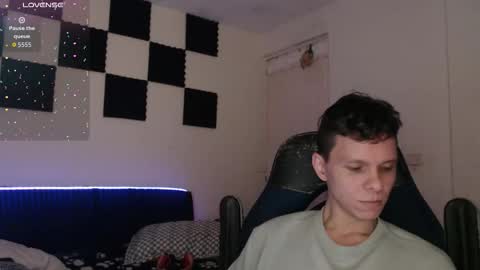 bryamado online show from November 18, 2025, 3:45 am