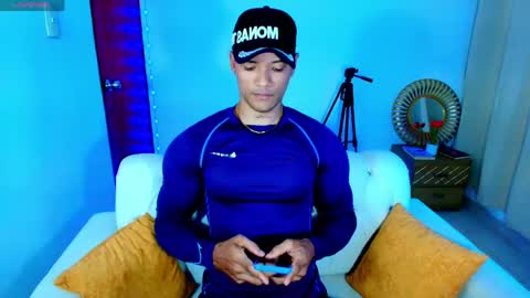 Snapshot of bryan_boy_ chatting on April 13, 2026, 1:33 am bryan online show from April 13, 2026, 1:33 am