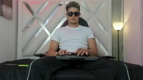 Snapshot of bryan_oconner7 chatting on August 1, 2026, 3:28 am BRYAN online show from August 1, 2026, 3:28 am