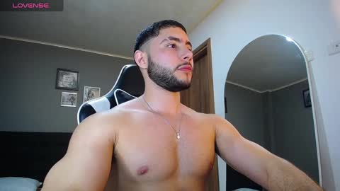 bryan_oficials online show from December 25, 2024, 12:27 am