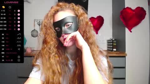 Snapshot of bubbblegum chatting on February 12, 2025, 9:01 pm Bubblegum online show from February 12, 2025, 9:01 pm