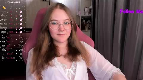 Snapshot of bubble_bunny chatting on May 6, 2026, 11:43 pm Ruby online show from May 6, 2026, 11:43 pm