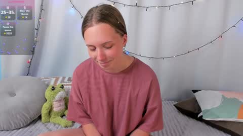 Snapshot of bubblebbb chatting on December 18, 2024, 10:19 am Sabrina online show from December 18, 2024, 10:19 am