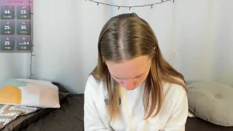 Snapshot of bubblebbb chatting on December 31, 2024, 4:06 am Sabrina online show from December 31, 2024, 4:06 am