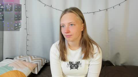 Snapshot of bubblebbb chatting on January 9, 2025, 4:41 am Sabrina online show from January 9, 2025, 4:41 am