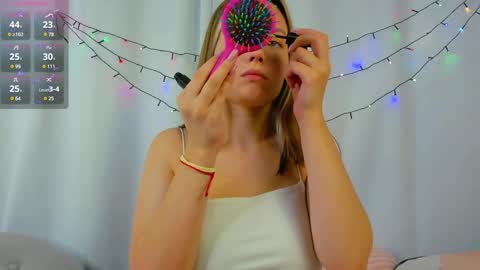 Snapshot of bubblebbb chatting on January 23, 2025, 8:15 am Sabrina online show from January 23, 2025, 8:15 am