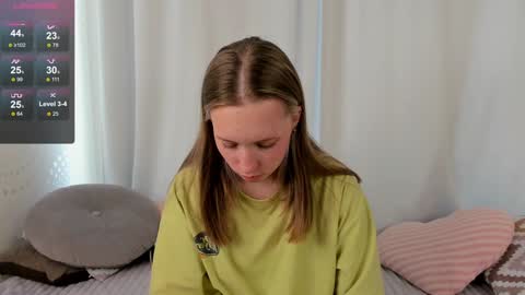 Snapshot of bubblebbb chatting on February 6, 2025, 10:48 am Sabrina online show from February 6, 2025, 10:48 am