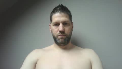 bubblebee1982 online show from April 1, 2026, 7:20 am