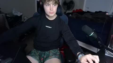 BubblebuttBdn online show from November 5, 2025, 2:22 am