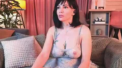 MayaCroft online show from February 2, 2025, 3:49 pm