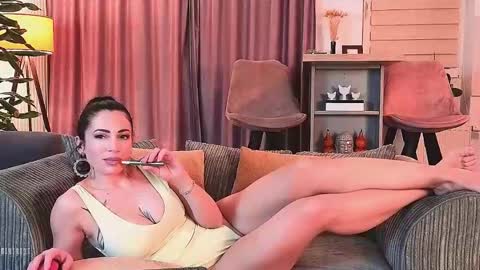 MayaCroft online show from February 12, 2025, 6:19 pm