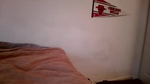 B online show from September 30, 2025, 2:44 pm