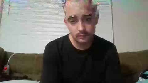 Snapshot of bud42o chatting on December 4, 2025, 3:05 am Bud42o online show from December 4, 2025, 3:05 am