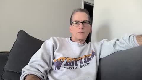 budman004 online show from December 14, 2025, 4:34 pm