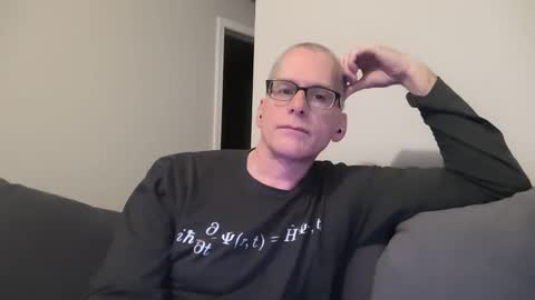 Snapshot of budman004 chatting on May 9, 2026, 12:16 am budman004 online show from May 9, 2026, 12:16 am